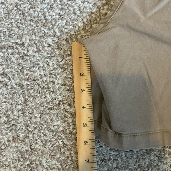 Old Navy Chino Shorts - Picture 2 of 4